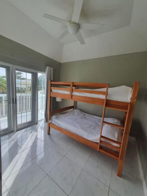 Townhouse By The Bay, Little Bay Country Club ,Negril Orange Bay Exterior foto