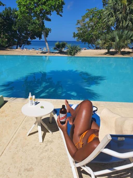 Townhouse By The Bay, Little Bay Country Club ,Negril Orange Bay Exterior foto